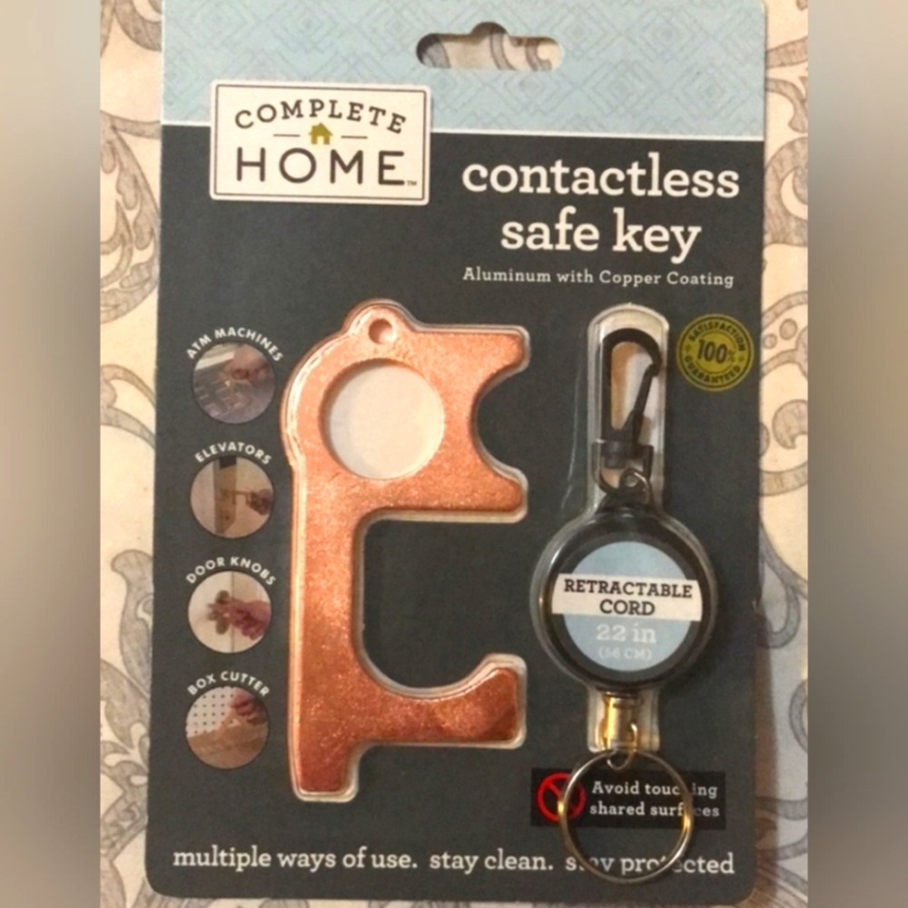 Contactless safe key
